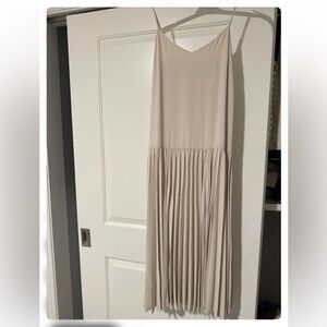 Aritzia Bavarian Strategy Dress in Perl mate.